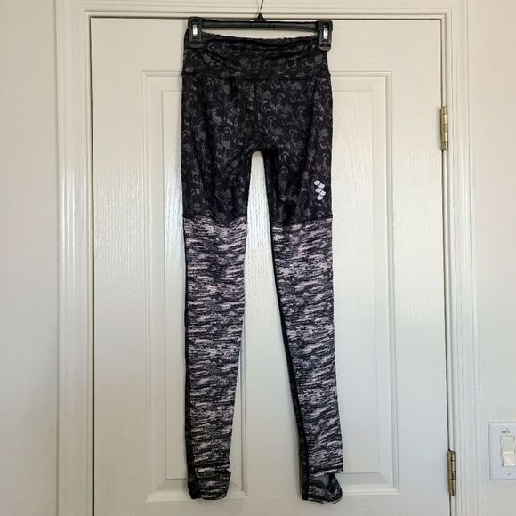 Maaji Printed Athletic Yoga Leggings Size XS - Picture 2 of 8